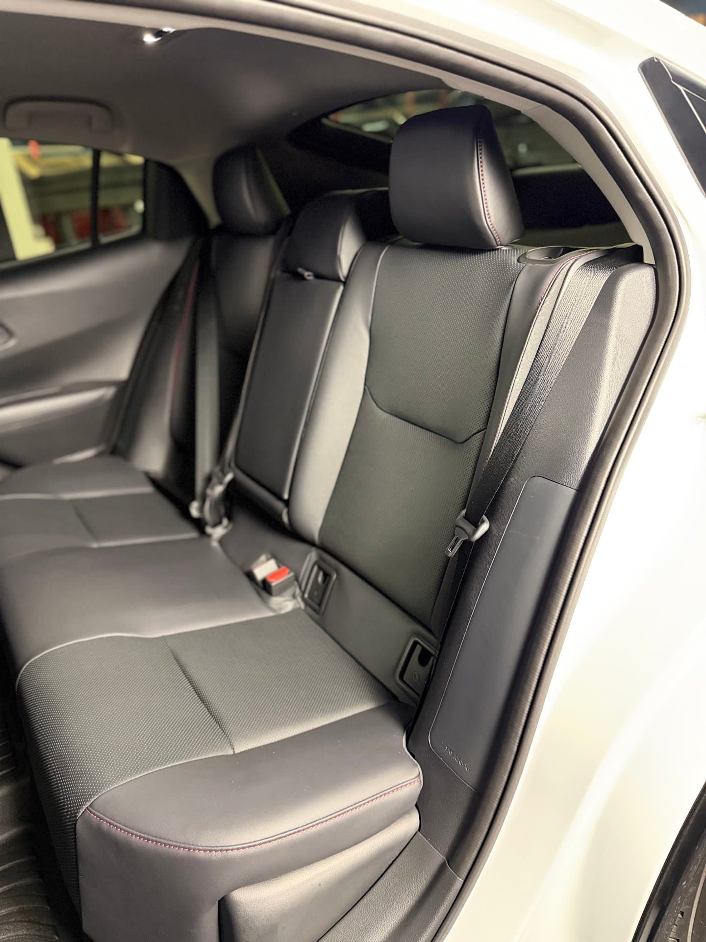 2026 Toyota Prius Plug In - Image 6