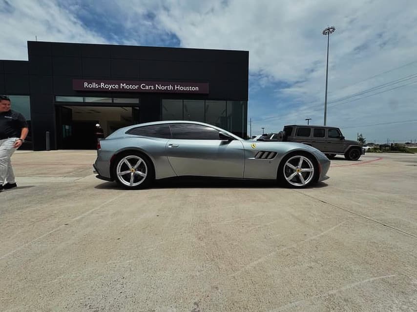 2017 Ferrari GTC4Lusso - Image 3