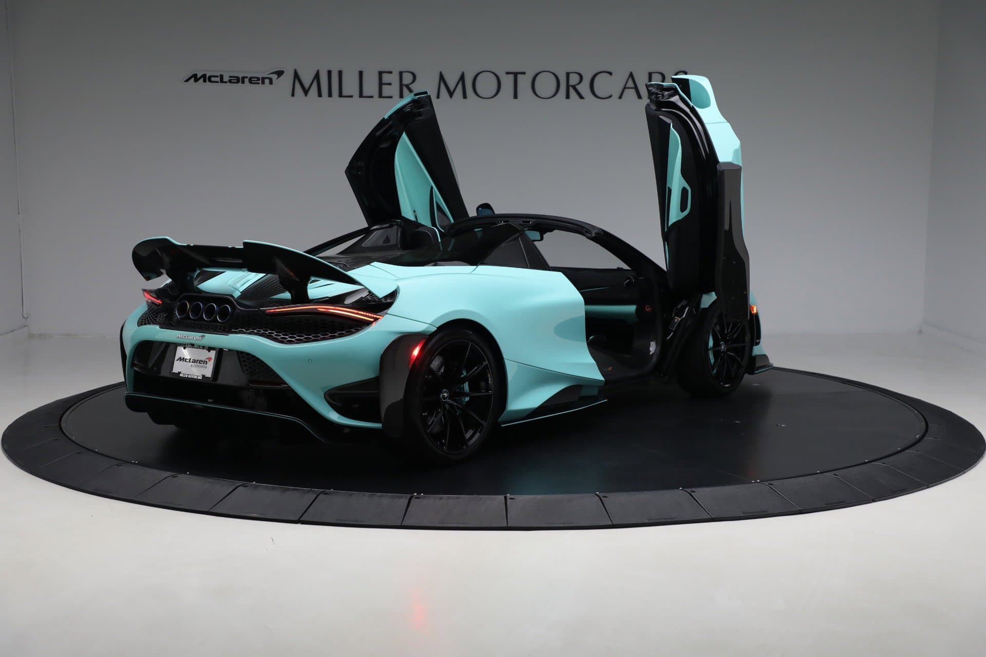 2022 Mclaren 765LT - Image 3